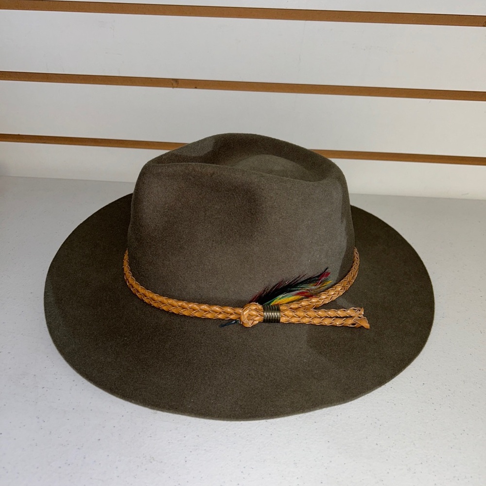 Outback Trading Company Olive Hat Size 7-8